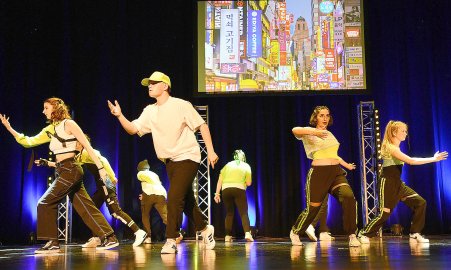 Show der Tanzstudio Schuster im Theater an der Blinke in Leer - Bild 78