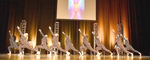 Show der Tanzstudio Schuster im Theater an der Blinke in Leer - Bild 81