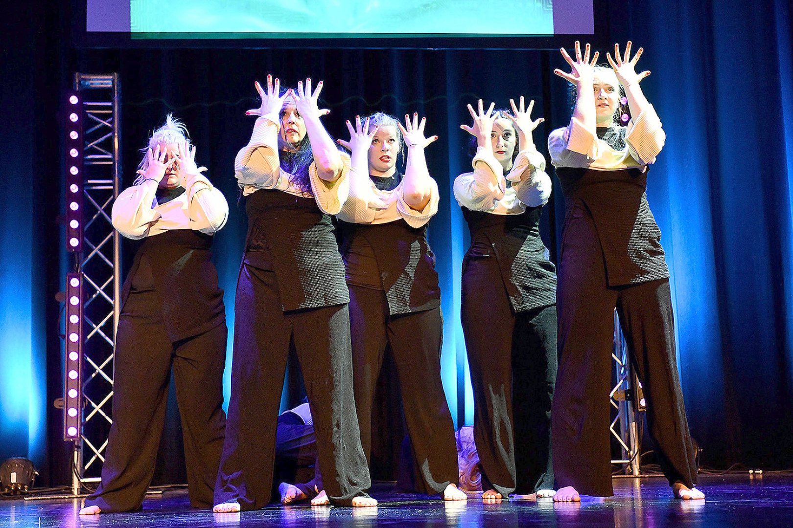 Show der Tanzstudio Schuster im Theater an der Blinke in Leer - Bild 83