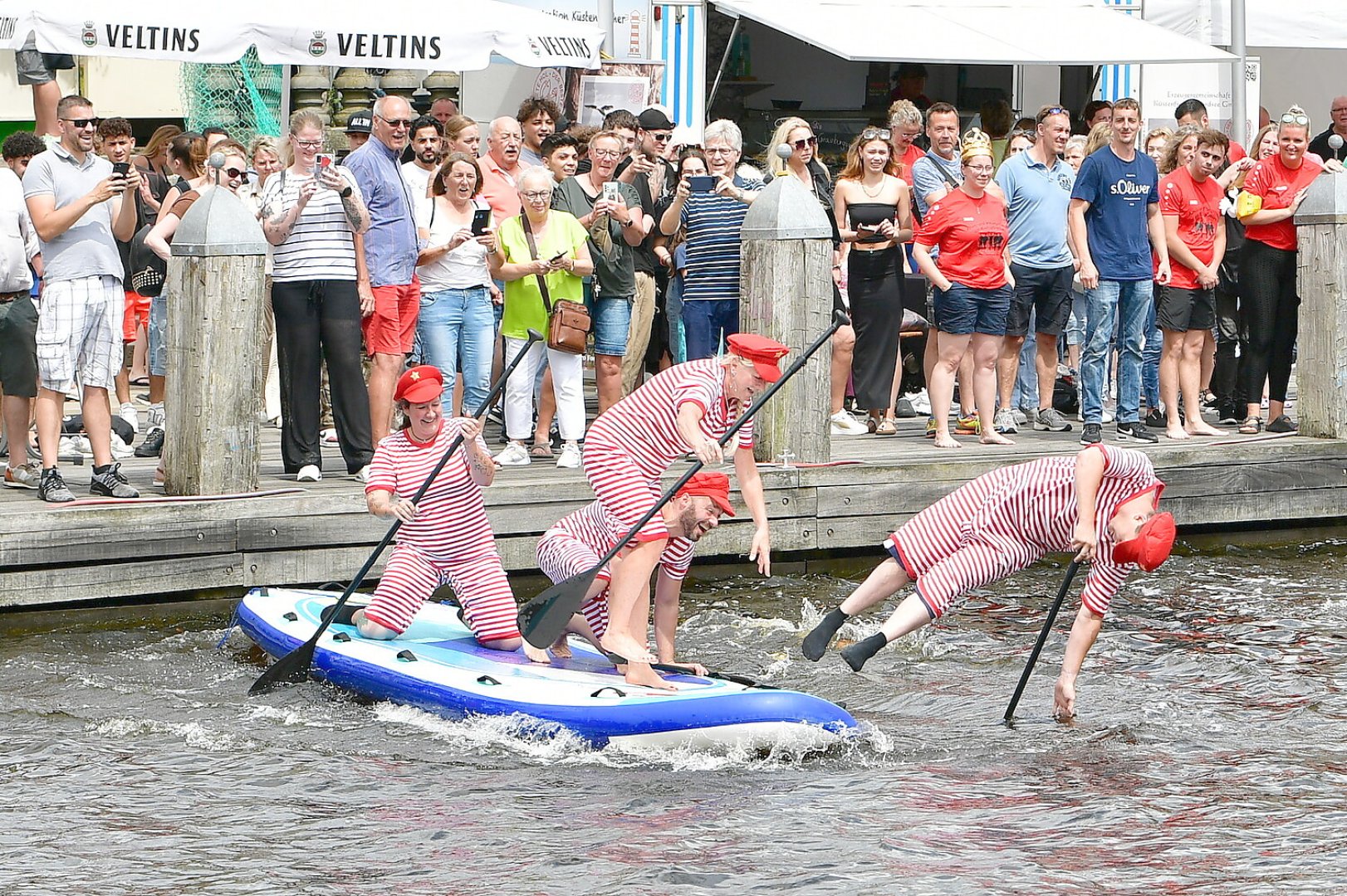 "Vier auf einem Brett": Die witzigsten Eindrücke - Bild 15