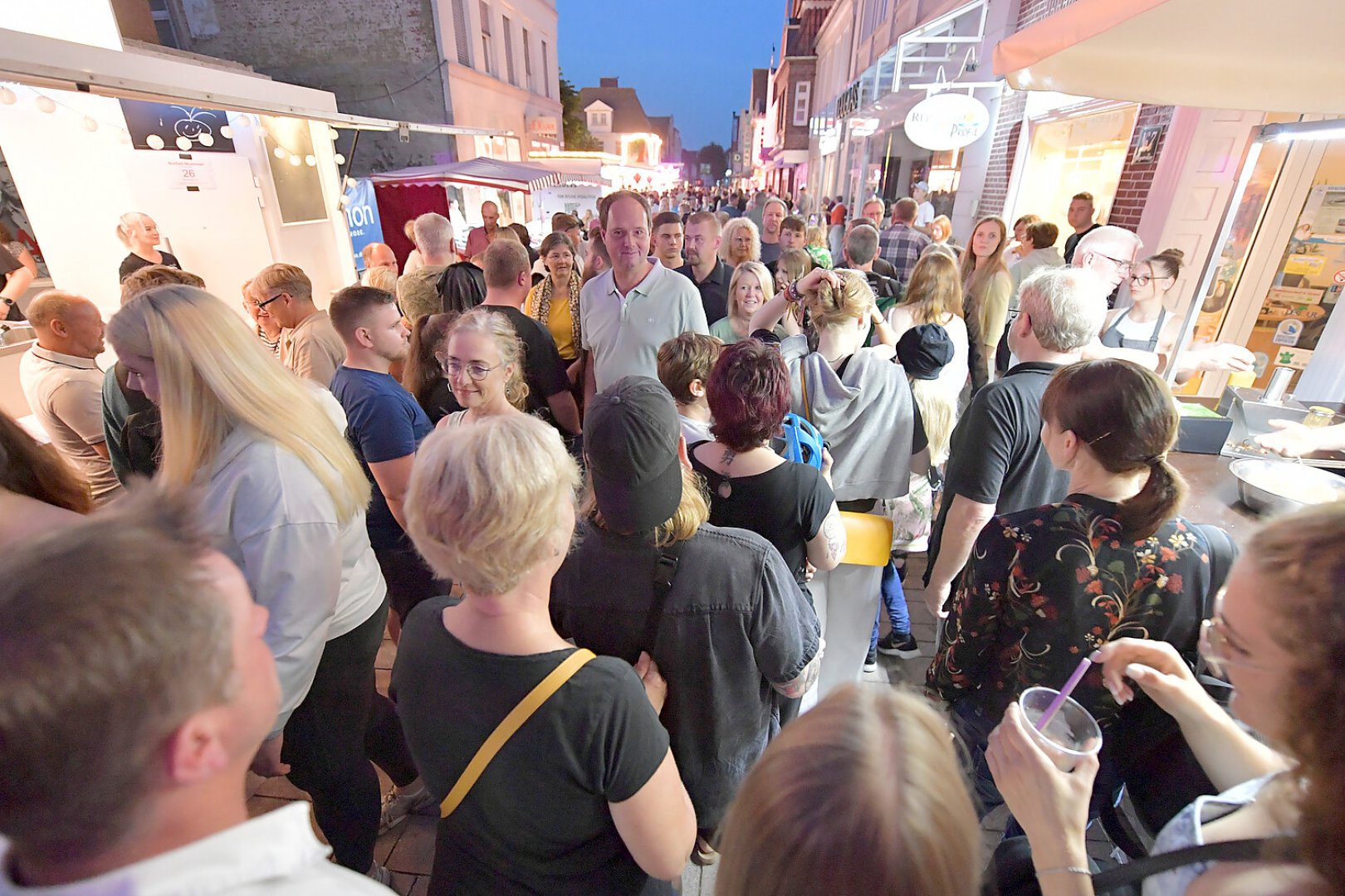 Gute Stimmung beim Stadtfest - Bild 5