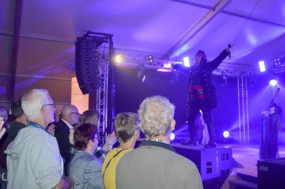Blaulicht-Party in Burlage - Bild 26