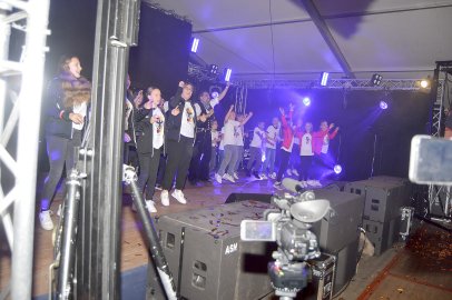 Blaulicht-Party in Burlage - Bild 38