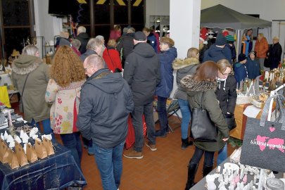 Viel los auf dem Holtlander Weihnachtsmarkt - Bild 2
