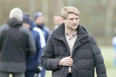 Kickers besiegt Jeddeloh in Emden - Bild 4