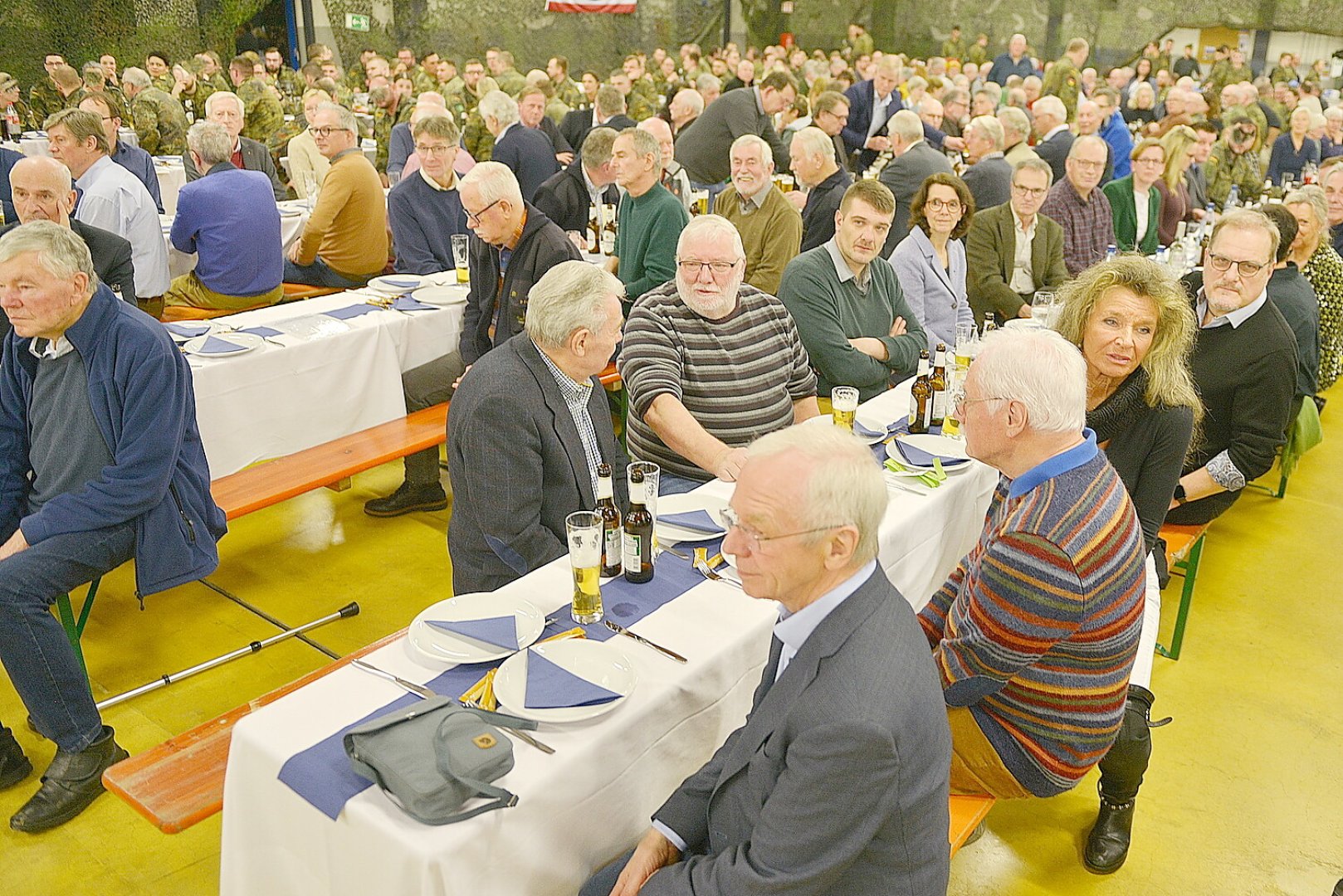 Traditionelles Grünkohlessen bei der Bundeswehr in Leer - Bild 8