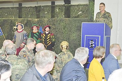 Traditionelles Grünkohlessen bei der Bundeswehr in Leer - Bild 16