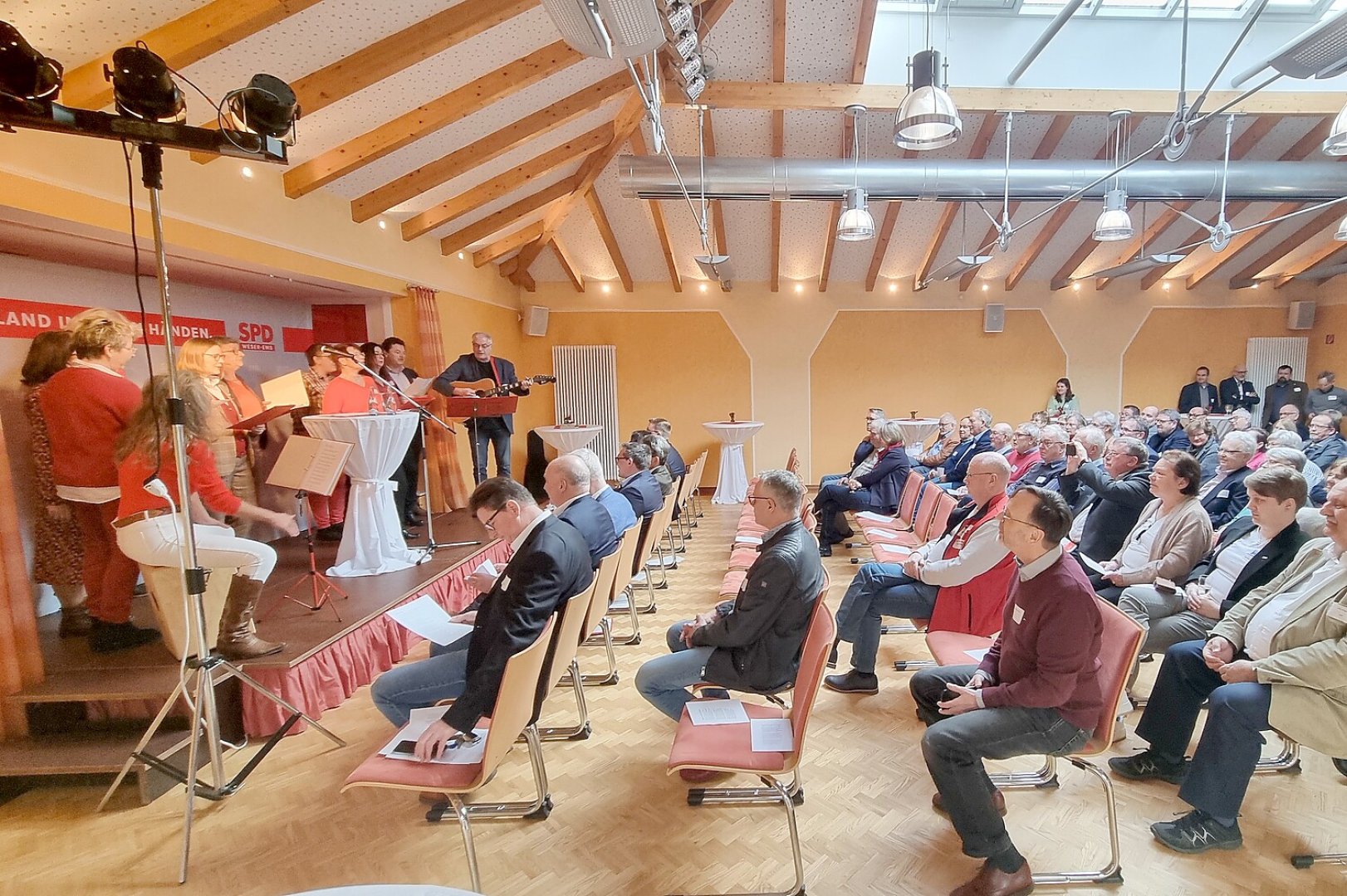 Dr. Rolf Mützenich beim Neujahrsempfang der SPD in Leer - Bild 5