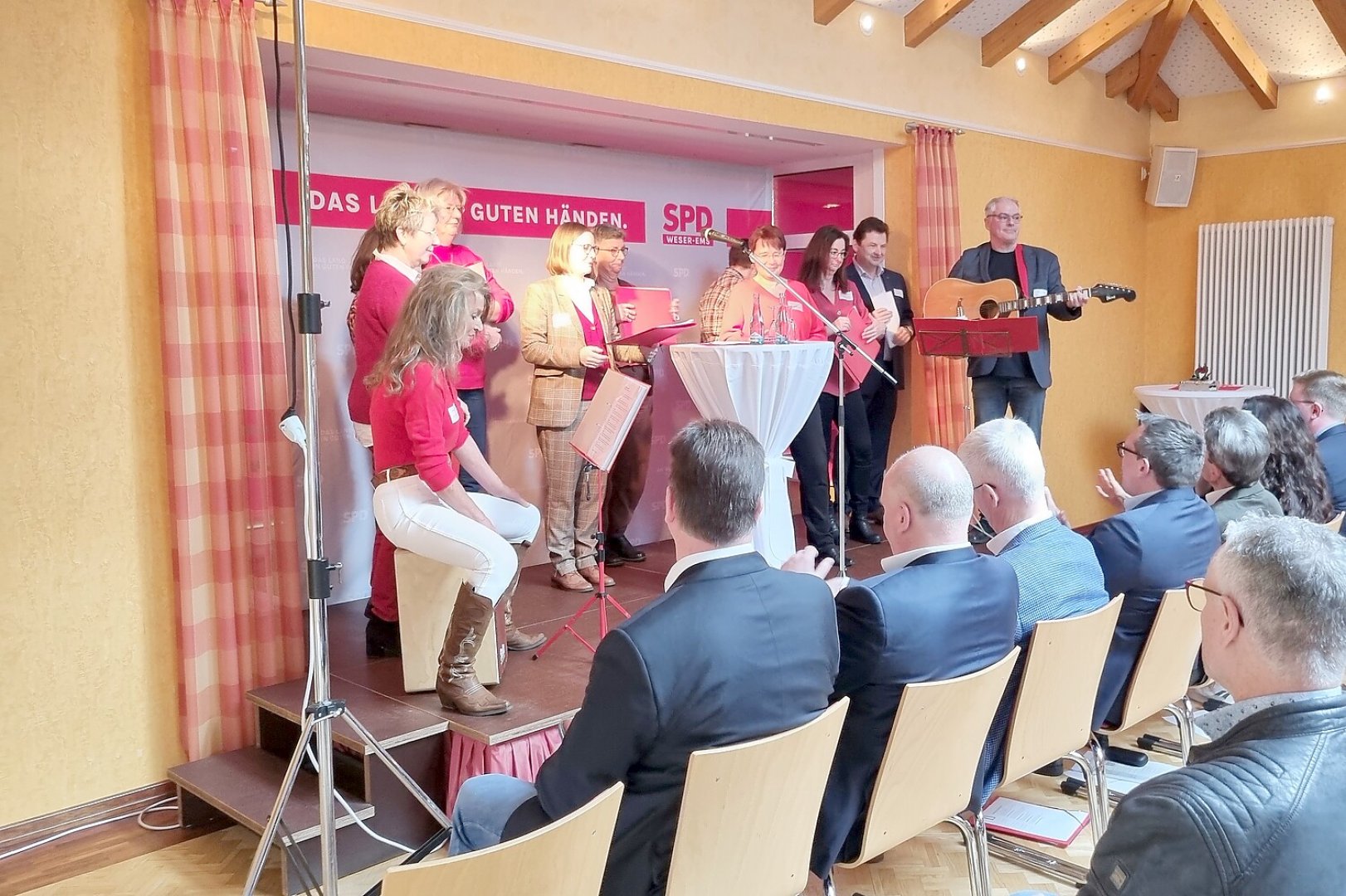 Dr. Rolf Mützenich beim Neujahrsempfang der SPD in Leer - Bild 6