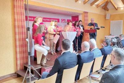 Dr. Rolf Mützenich beim Neujahrsempfang der SPD in Leer - Bild 6