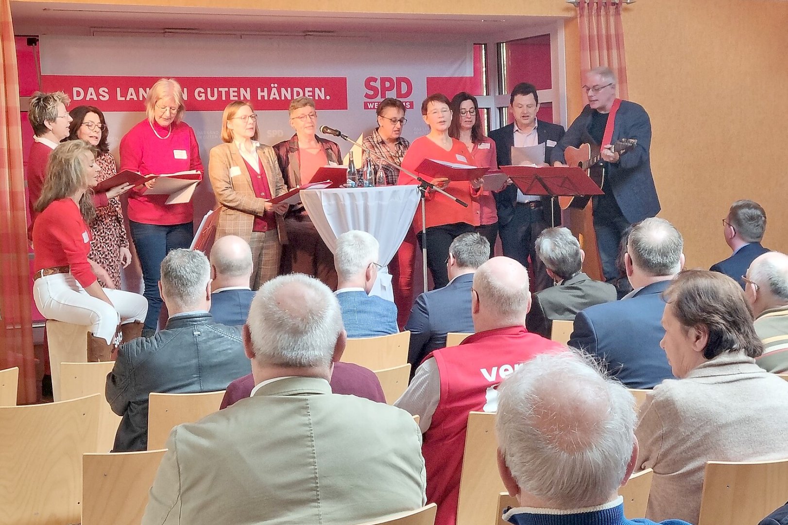 Dr. Rolf Mützenich beim Neujahrsempfang der SPD in Leer - Bild 10