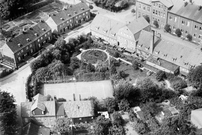 Historische Luftbilder aus Ostfriesland - Bild 2
