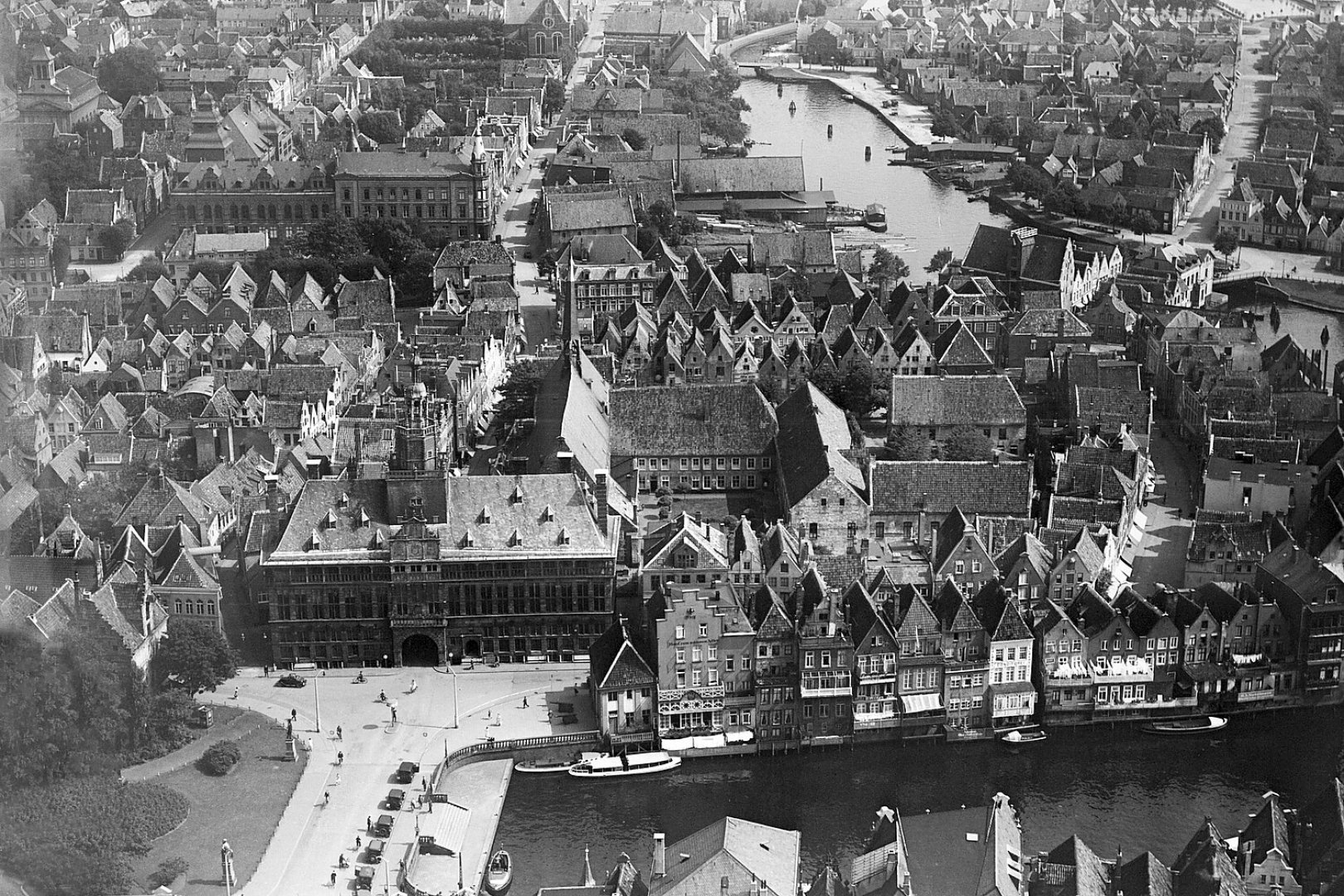Historische Luftbilder aus Ostfriesland - Bild 12