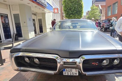 US-Car-Treffen- Norden - Bild 4