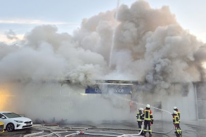 Großbrand in Wiesmoor - Bild 3