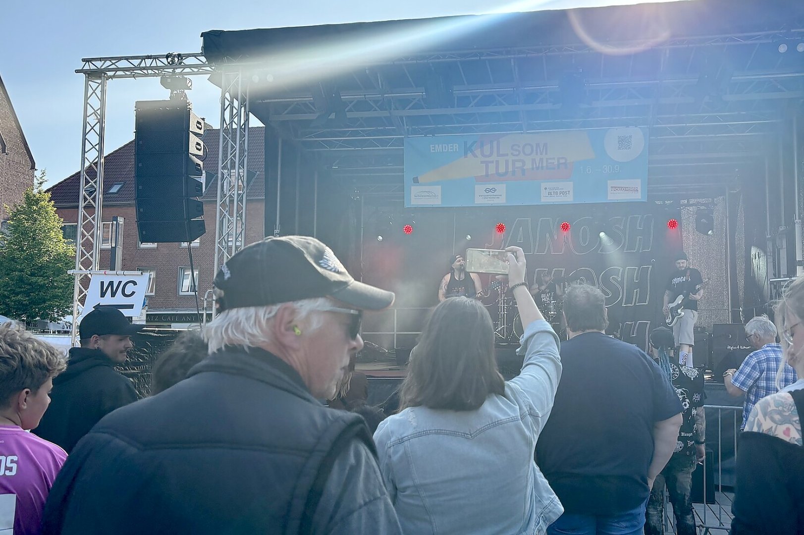 Der Neue Markt in Emden wird gerockt - Bild 10