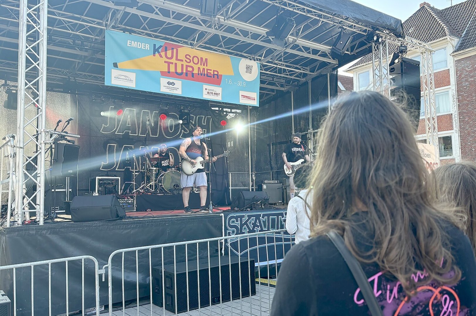 Der Neue Markt in Emden wird gerockt - Bild 12