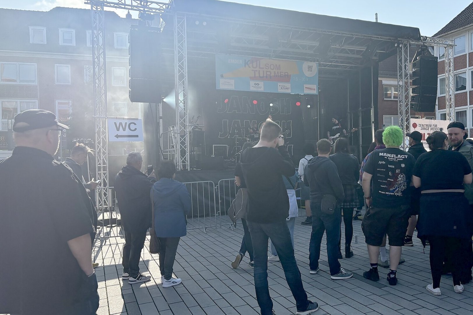 Der Neue Markt in Emden wird gerockt - Bild 13