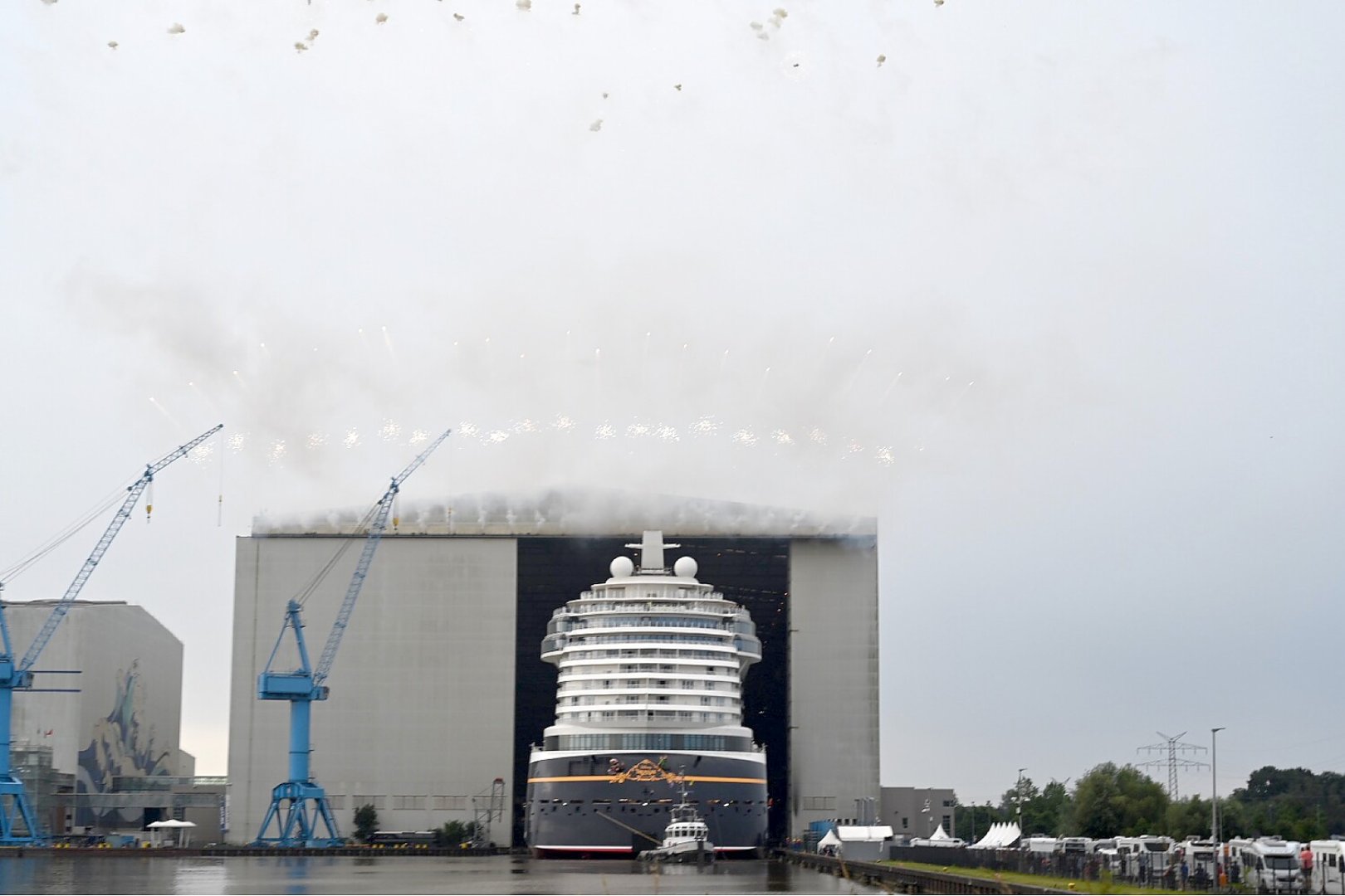 „Disney Treasure“ wird ausgedockt - Bild 2
