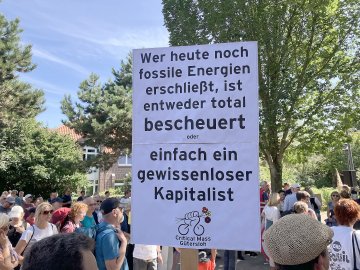 Demonstration auf Borkum gegen Erdgasprojekt  - Bild 9