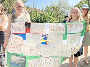 Demonstration auf Borkum gegen Erdgasprojekt  - Bild 13