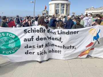 Demonstration auf Borkum gegen Erdgasprojekt  - Bild 25