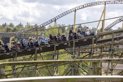 Gymnasium fährt zum Heidepark - Bild 6