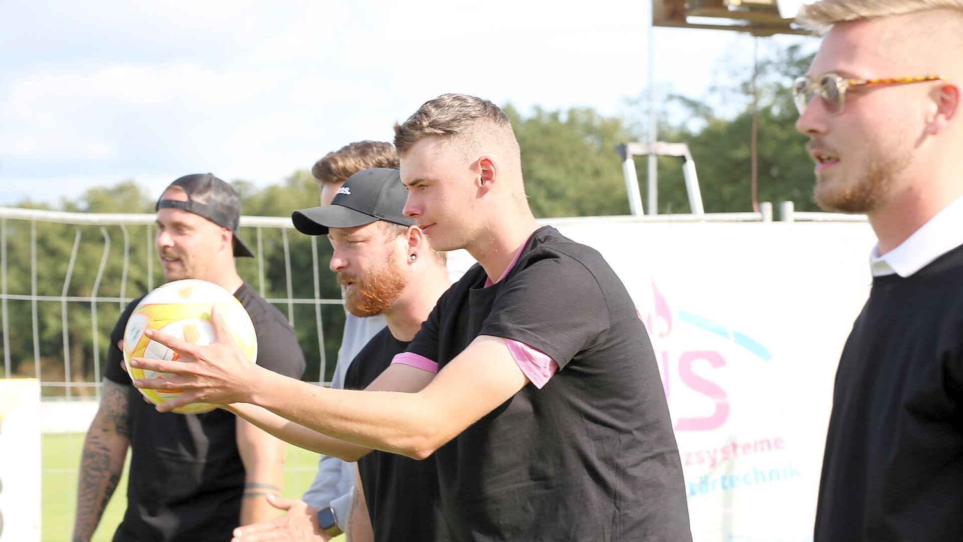 Flunkyball-Turnier in Strackholt - Bild 7