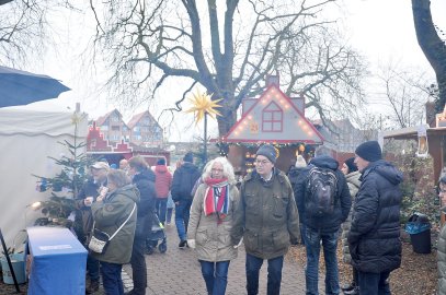 Wiehnachtsmarkt achter d' Waag in Leer - Bild 4