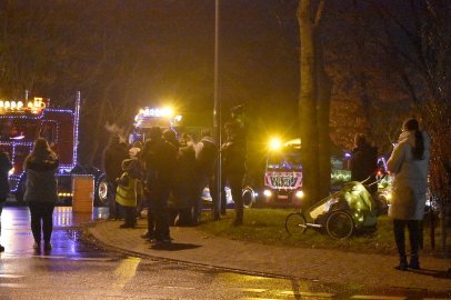 Weihnachtskorso in Weener - die Bilder - Bild 3