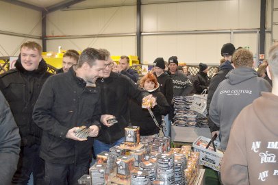 Böllerverkauf ab Mitternacht - Bild 11
