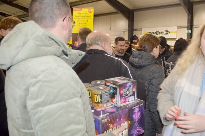 Böllerverkauf ab Mitternacht - Bild 13