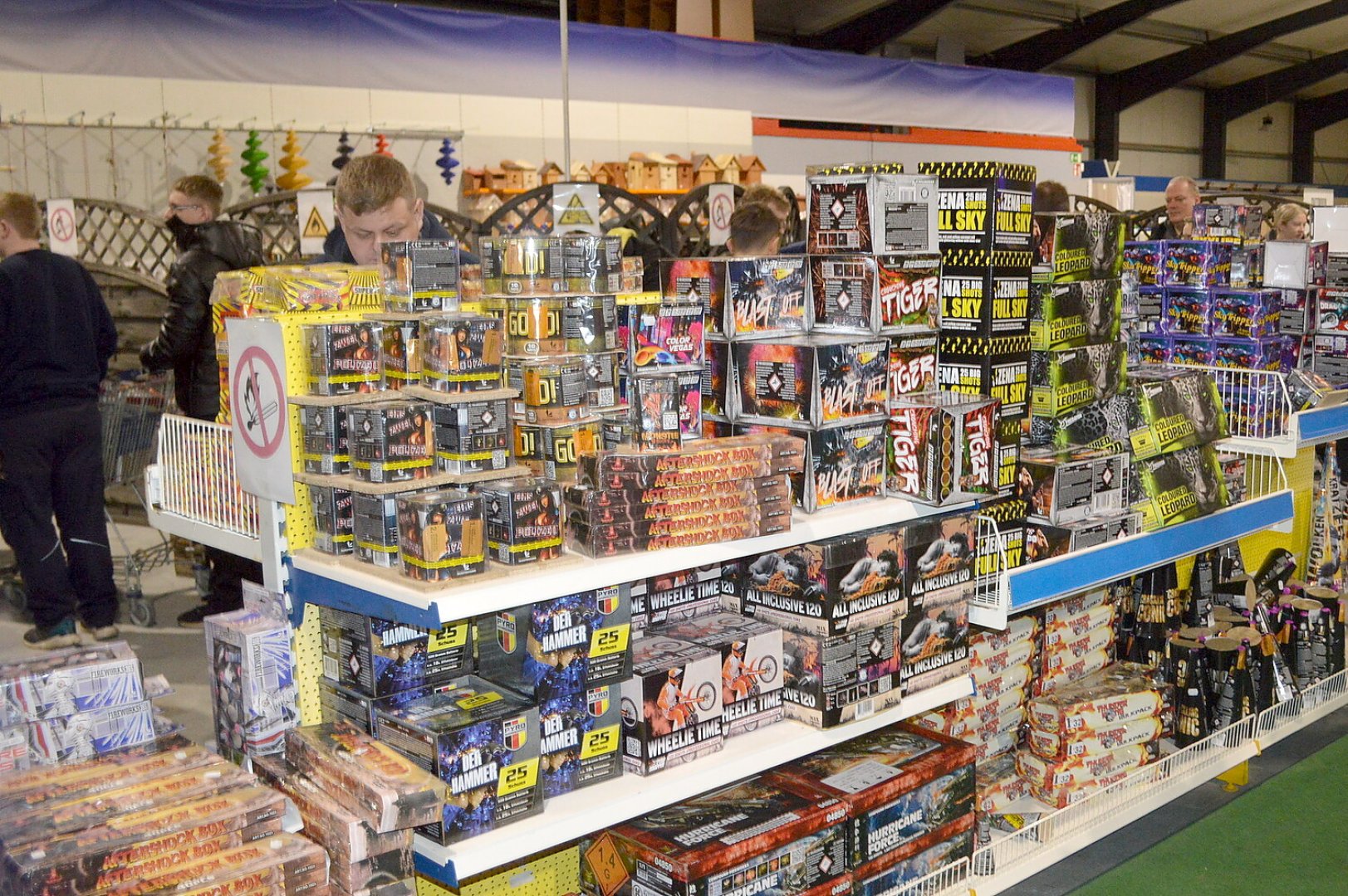 Böllerverkauf ab Mitternacht - Bild 27