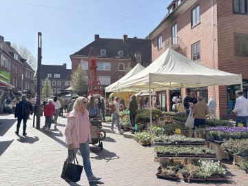 Eindrücke vom Emder Ostermarkt und Frühlingsfest - Bild 2