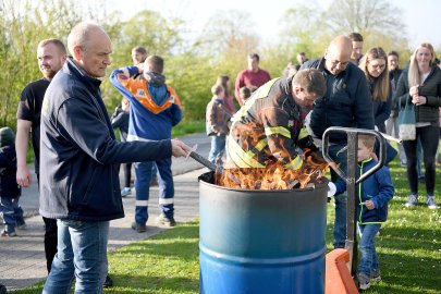 Osterfeuer in Nortmoor - Bild 3