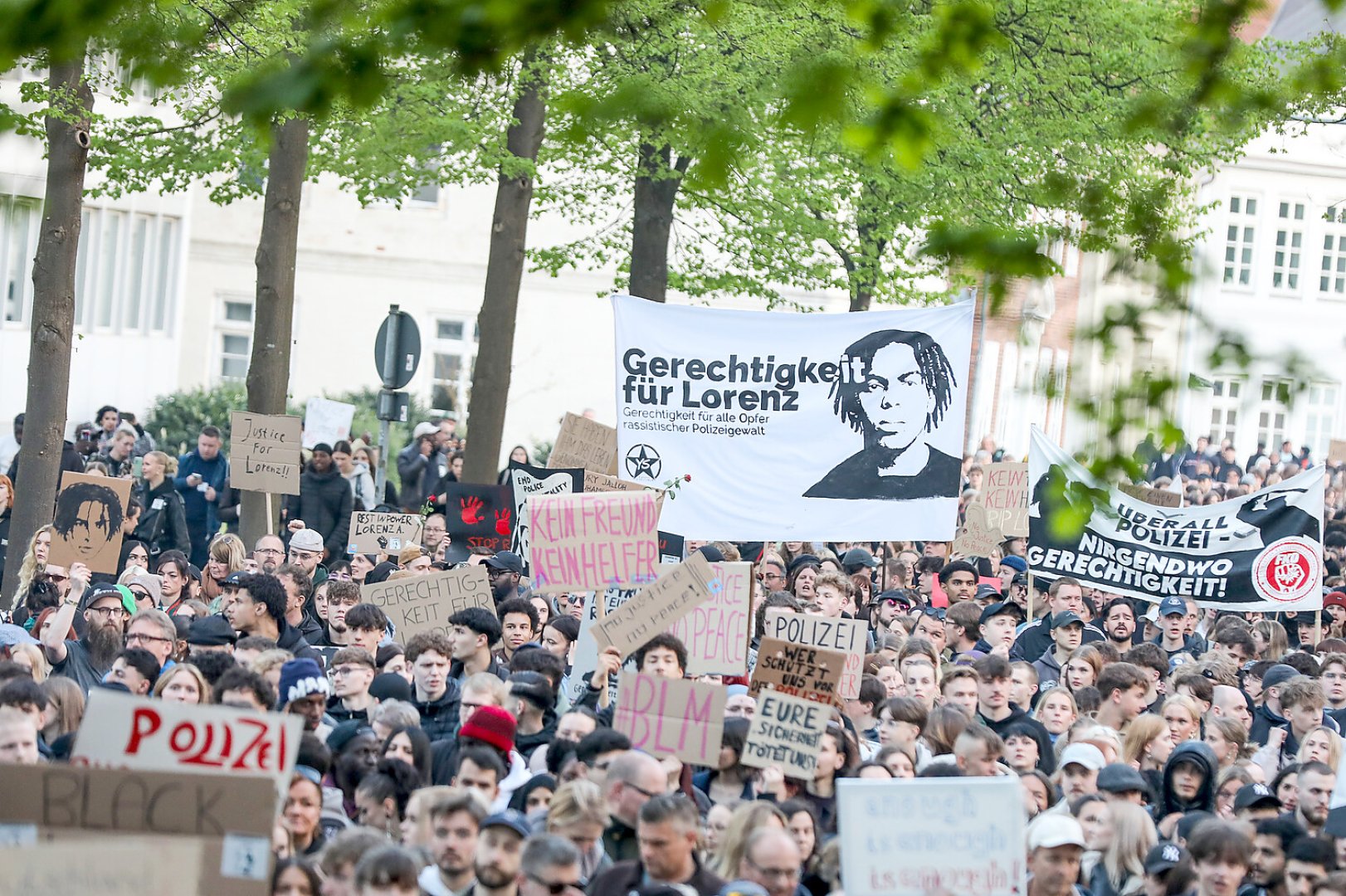 Demo „Gerechtigkeit für Lorenz“ - Bild 12