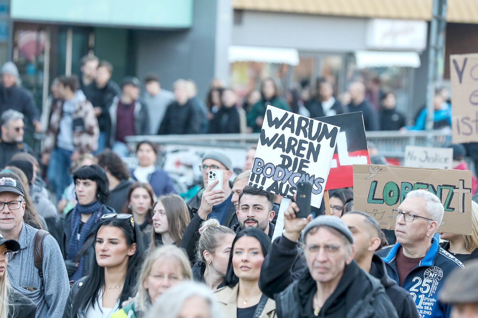 Demo „Gerechtigkeit für Lorenz“ - Bild 20