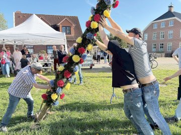 Maibäume – das sind die schönsten Bilder aus Ostfriesland - Bild 39