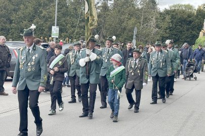 Umzug durch Flachsmeer - Bild 2