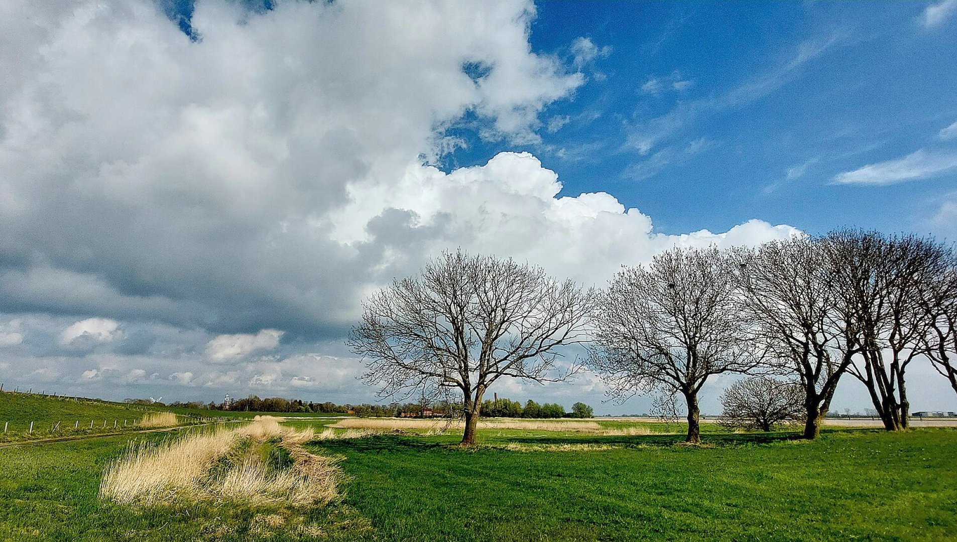 Leserfotos: Wolken in Ostfriesland - Teil 3 - Bild 10