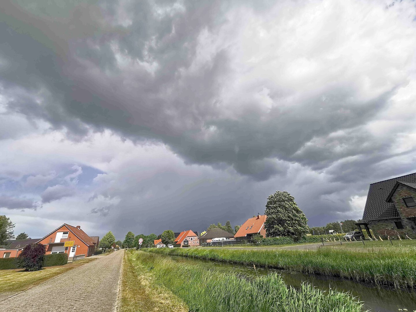 Leserfotos: Wolken in Ostfriesland - Teil 3 - Bild 19