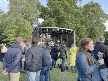 So war die Eröffnungsparty im Freibad - Bild 3