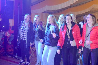 „Happy Tones“ sorgt für beste Stimmung in Völlenerfehn - Bild 4