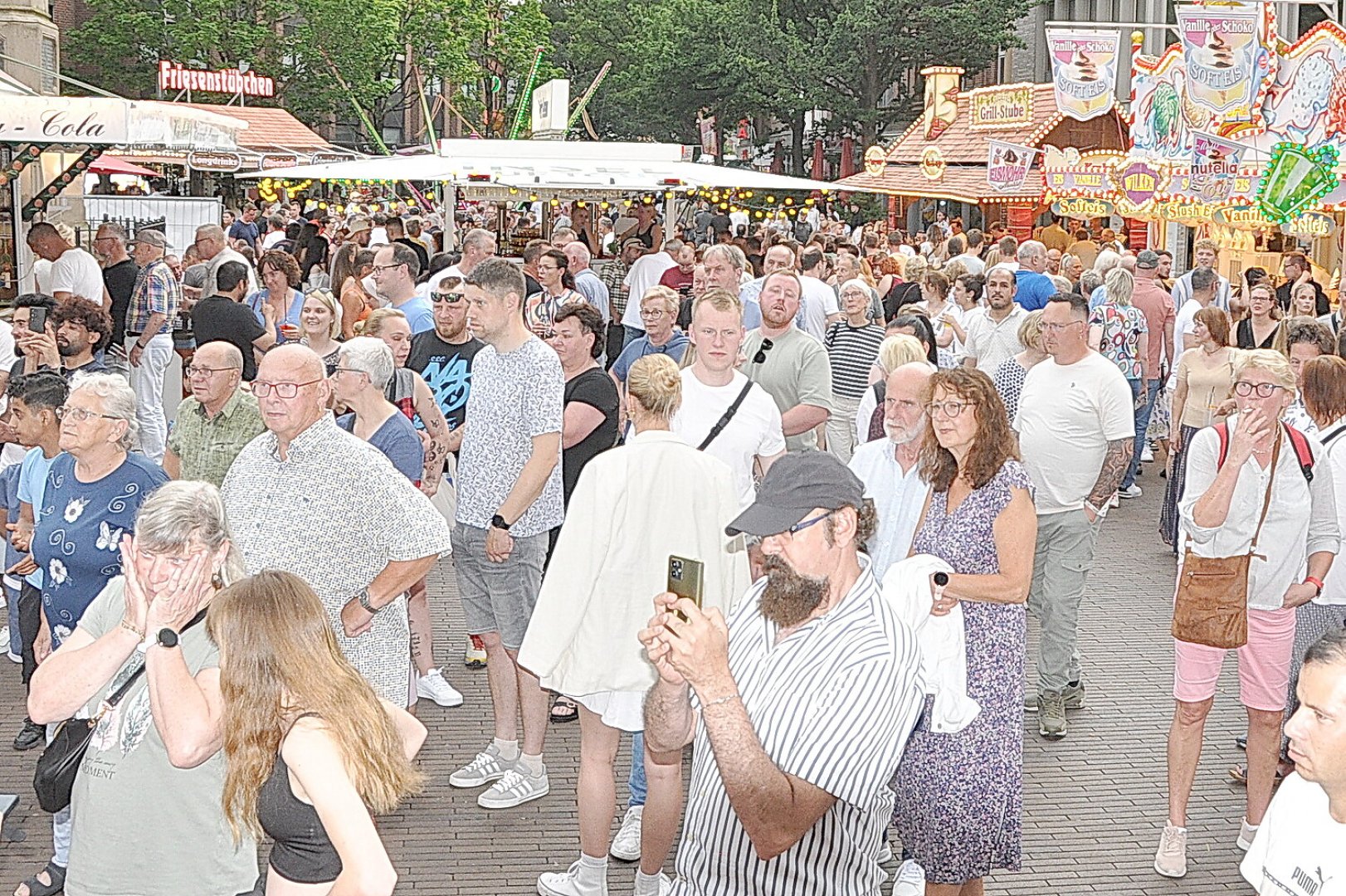 So war das Stadtfest in Leer am Samstag und Sonntag - Bild 13