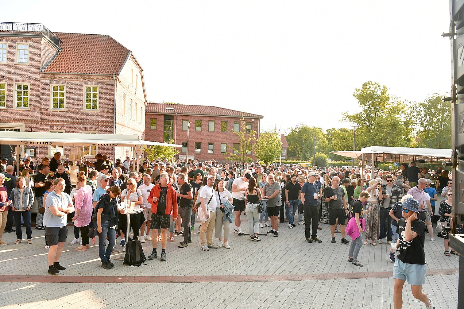 Die Fotos von „Before Sunset“ in Pewsum - Bild 1