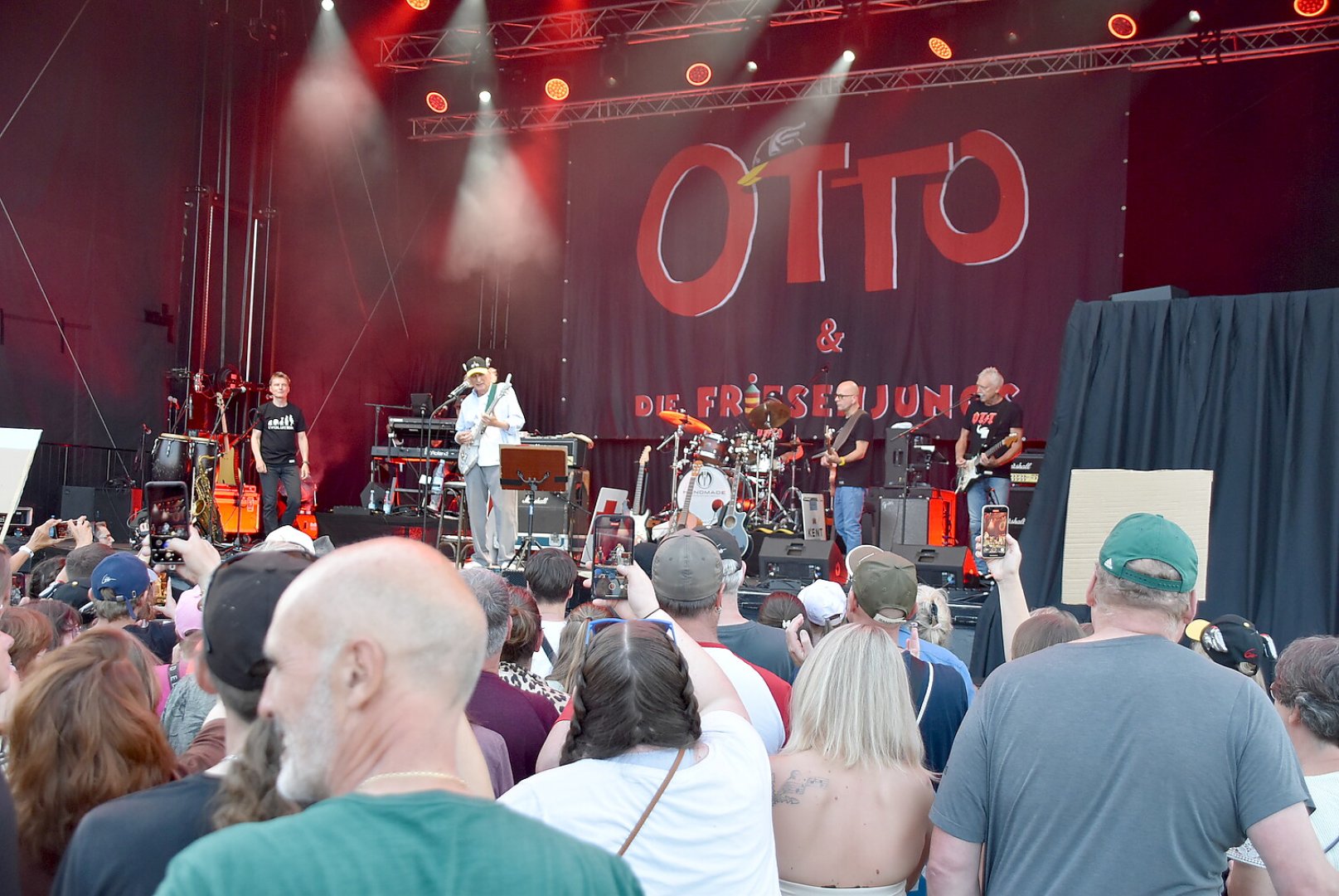 Otto, Ceylan und Suzi Quatro rockten Ramsloh - Bild 1