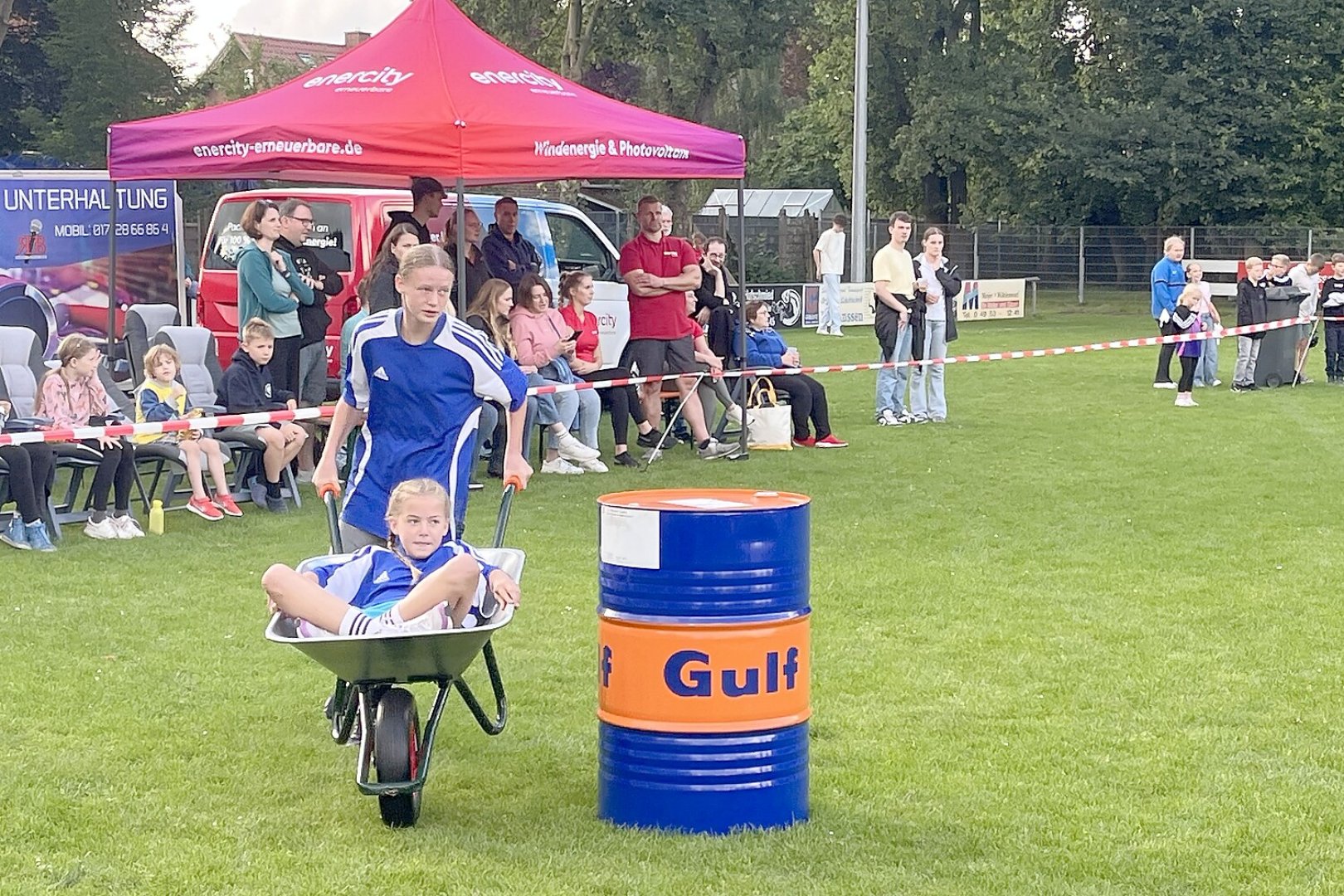 "Spiel ohne Grenzen" in Möhlenwarf - Bild 1