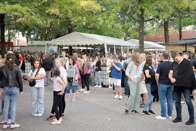 Sommerabend am Rathaus Moormerland - Bild 3