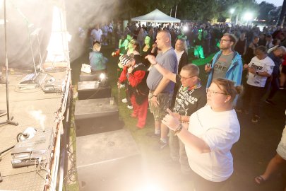 Mitternachtsschwimmen im Van-Ameren-Bad - Bild 28