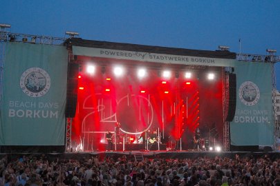Revolverheld bei den Beach Days Borkum - Teil 1 - Bild 25